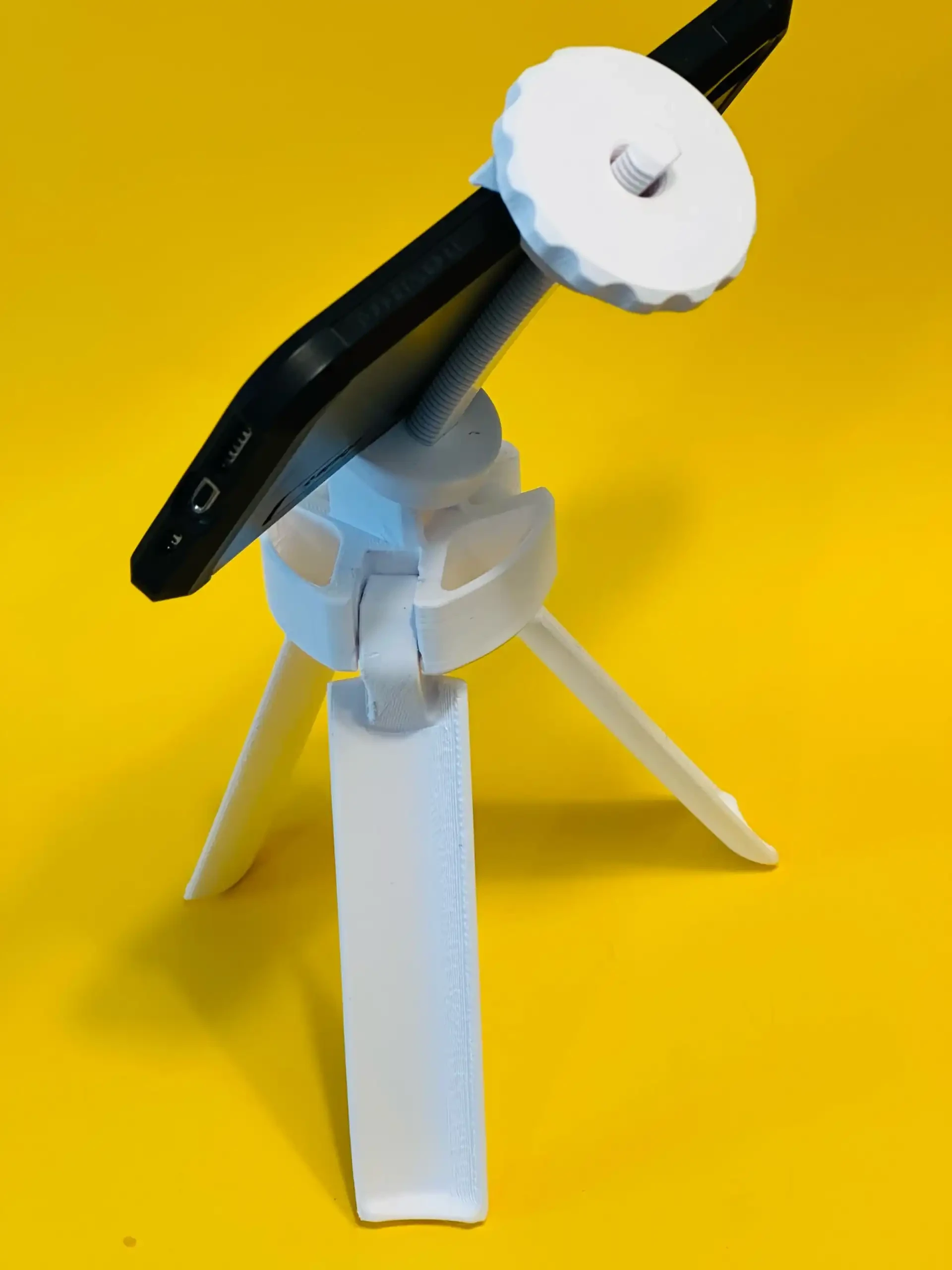 سه پایه نگهدارنده گوشی موبایل مدل 103